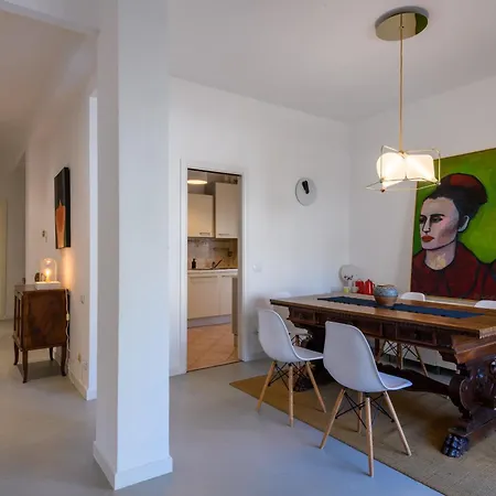 Appartamento Guesthost - Trieste 153 Cozy Balcony *