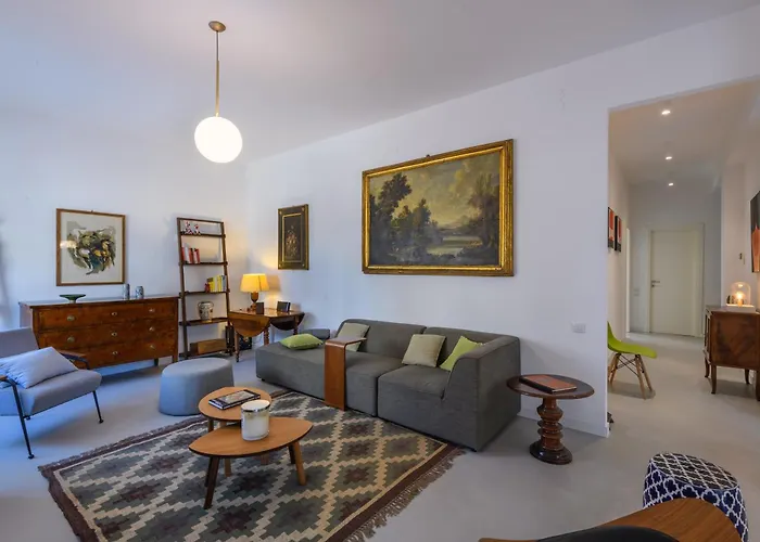 Daire Guesthost - Trieste 153 Cozy Balcony