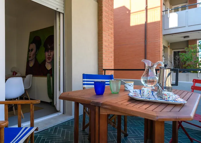 Daire Guesthost - Trieste 153 Cozy Balcony *