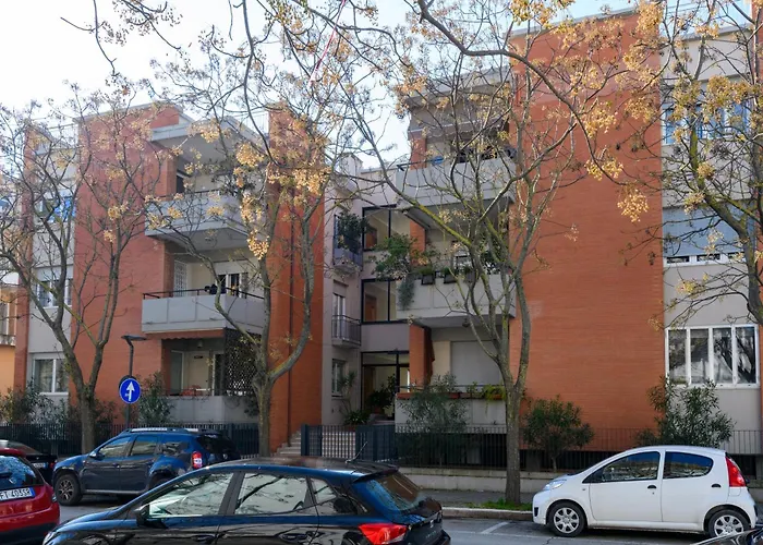 Daire Guesthost - Trieste 153 Cozy Balcony *