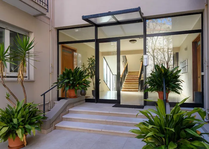 Guesthost - Trieste 153 Cozy Balcony *